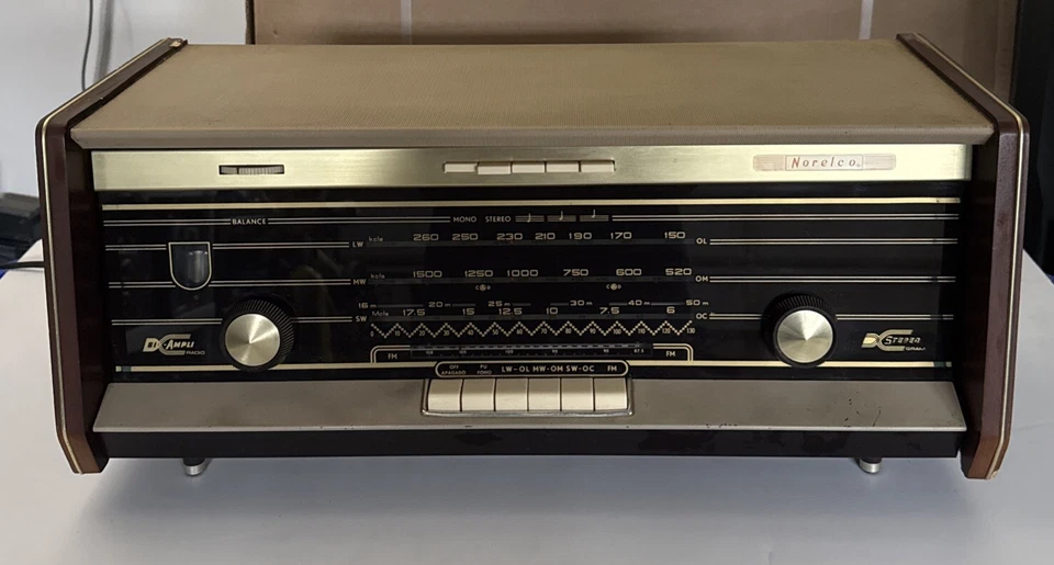 VINTAGE Bi-Ampli Grama Estéreo Norelco Tipo B5X04A/54 Holanda FUNCIONANDO (Leia) - Imagem 1 de 4