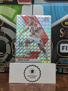2020-21 Panini UEFA EURO Mosaic NIKOLA VLASIC #25 Silver Prizm CROAZIA - Foto 1 di 1