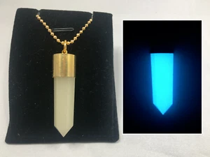 Crystal GLOW IN THE DARK Simple Gold Capped Pendulum Pendant Charm Collar - Imagen 1 de 2