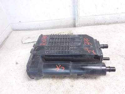 Toyota 4 Runner 2023 bote de vapor de combustible de carbón OEM ID 7774060590 motor de 4,0 L  Foto 1 de 4