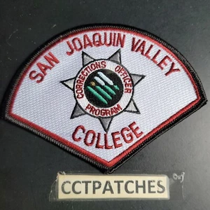 SAN JOAQUIN VALLEY, KALIFORNIEN COLLEGE-KORREKTUREN OFFIZIER SCHULTERAUFNÄHER CA - Bild 1 von 2