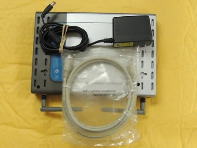 D-Link AirPlus ExtremeG 4 Port Wireless Router DI-624 - Image 1 of 4