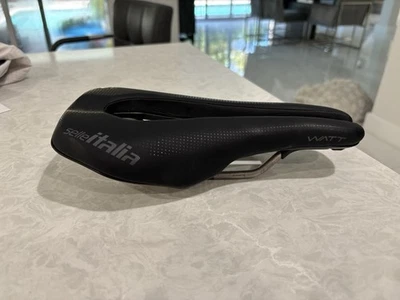 Selle Italia MAX SLR гель Superflow Ti 316 черный седло рекомендуемая розничная цена производителя $180 - Изображение 1 из 4