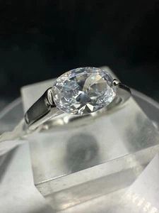 Oval solitaire ring engagement cz cubic zirconia stainless steel silver new 1542 - Picture 1 of 4