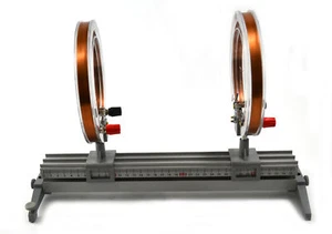Helmholtz Coils on base. 400 turns of copper wire on 150mm diameter form - Picture 1 of 3