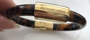 MICHAEL KORS Animal Pattern Lucite Bangle Bracelet - Picture 1 of 1