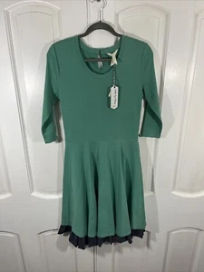 Neu mit Etikett! Matilda Jane Joanna Gaines Damen Kleid grün Weiden Passform und Flare klein - Bild 1 von 6