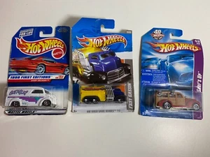 Lot of 3 Hot Wheels #10 1998 Dairy Delivery #234 Fast Gassin #118 40s Woodie - Imagen 1 de 7