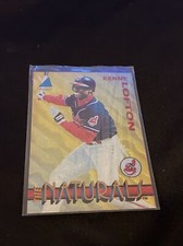 1994 Pinnacle The Naturals #179 Kenny Lofton Cleveland Indians