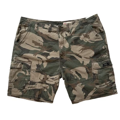 Wrangler Camo Cargo Shorts Relaxed Fit Outdoor Casual Mens Size 48 - Image 1 of 4