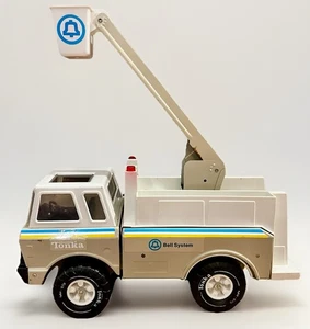 1978 TONKA BELL SYSTEM UTILITY TELEPHONE BUCKET TRUCK #3956 18” - Picture 1 of 11