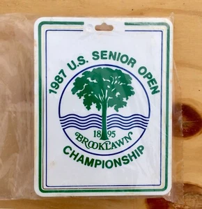 Vtg. (1987) PGA U.S. Senior Open Brooklawn Championship (Golf Tee, Ball Marker) - Picture 1 of 4