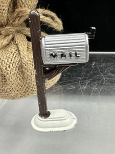 Vintage Department 56 Snow Village 1988 Mailbox 5132-2 Christmas Village Metal - Picture 1 of 9