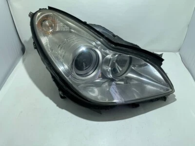 06-11 Faro HID de xenón lateral derecho del pasajero Mercedes-Benz CLS500 CLS550 FABRICANTE DE EQUIPOS ORIGINALES Foto 1 de 4