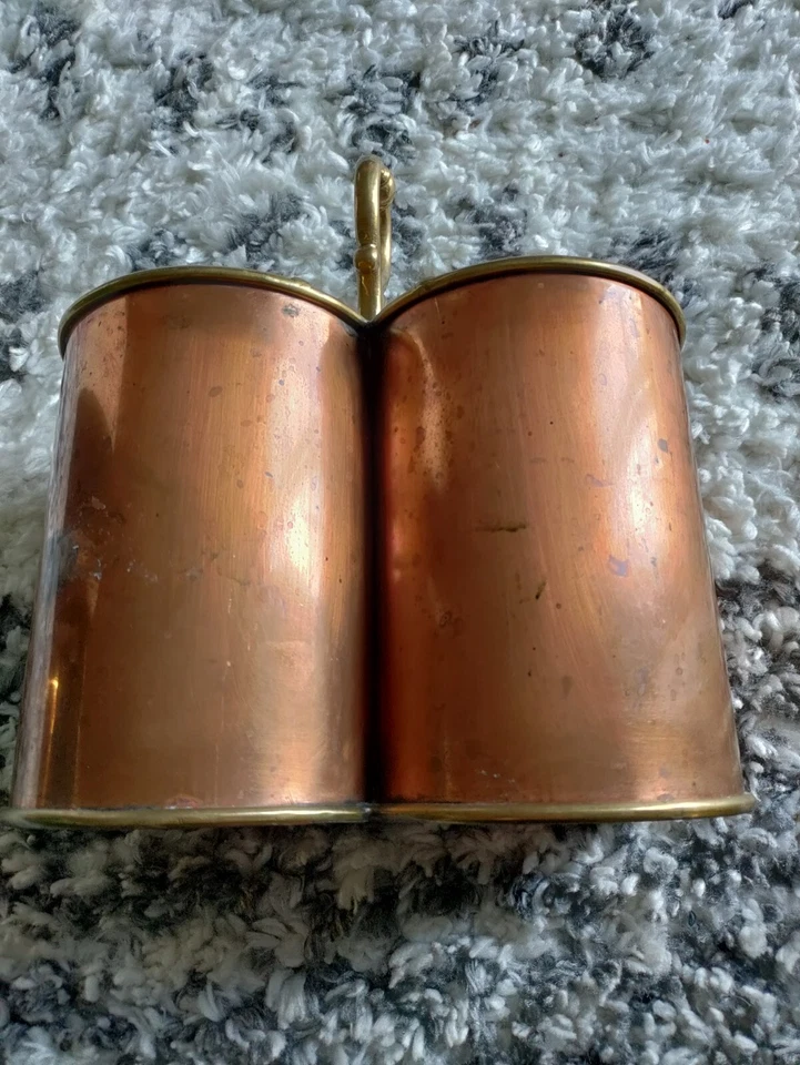 Enfriador/portador de vino de cobre y latón Foto 1 de 4