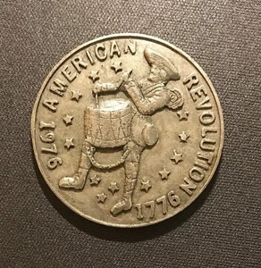 American Revolution 1776-1976 Bicentennial Original Vintage Medallion 1 1/2". - Picture 1 of 4