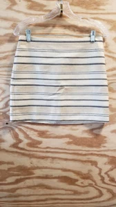 J. Crew Women's Mini Skirt Size 2 Gold White Waist 28 Length 15 Zipper Back - Picture 1 of 8