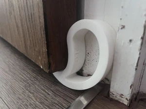 2EO Tür- & Fensterstopper - Premium Kunststoff Keilhalter rutschfest gebogenes Design - Bild 1 von 9