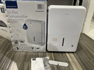 Insignia 35 Pint NS-DH35WH1 Dehumidifier - White + GOOD - Picture 1 of 17