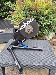 Wahoo Kickr V4 WF113 Indoor Cycling Trainer Bluetooth, ANT+ Compatible UNTESTED - Picture 1 of 10