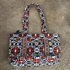 New Vera Bradley “Mandy” Purse; Sun Valley - Picture 1 of 7