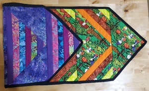 NEU! Charlie Brown Halloween & Lila Muster Wende Tischläufer (Handarbeit) - Bild 1 von 4