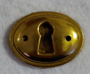 Vintage - Faux Key-hole - Solid Brass - Marked Canada #SP-586 - 1 1/4 in Wide - Picture 1 of 8