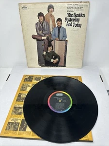 The Beatles Yesterday and Today '66 Capitol T - 2553 Butcher Cover Vinyl #3 - Foto 1 di 22