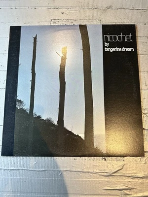TANGERINE DREAM - RICOCHET / NM UK 12" VINYL LP A4/B1 1st Virgin Label Cover EX  - Image 1 of 4
