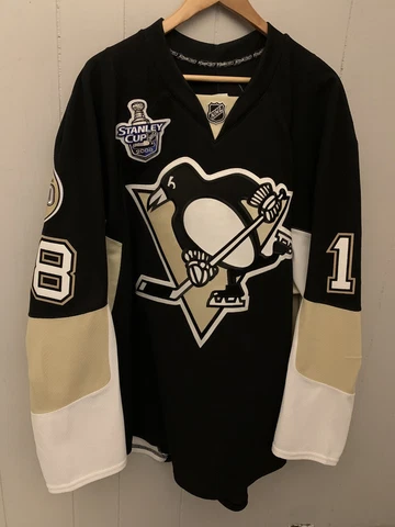 Marian Hossa Pittsburgh Penguins Authentic Reebok Edge 2.0 Home Jersey Size 58 Cover