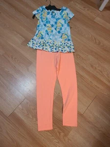 Girls SIZE M CORAL LEGGINGS CROWN & IVY MULTI SEAHORSE BOW RUFFLE TOP SIZE S NWT - Picture 1 of 8