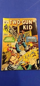 MARVEL COMICS TWO GUN KID 98 - Picture 1 of 2