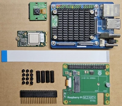 Raspberry Pi CM4 (8GB RAM, 8GB eMMC, ohne WLAN), CM4 IO-Base, Hailo-8L, Kamera - Bild 1 von 4