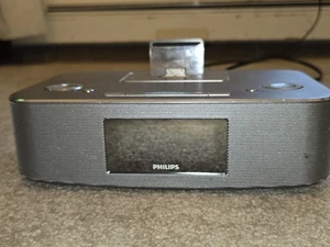 Phillips DC291/37 Docking System For IPod/IPhone/Ipad - Working - No Remote - Picture 1 of 11