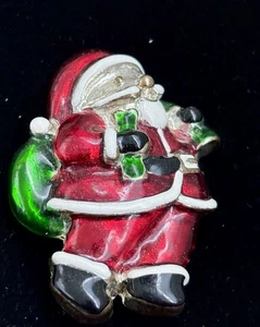 GREAT Vintage Enameled Santa Clause Brooch - Picture 1 of 2