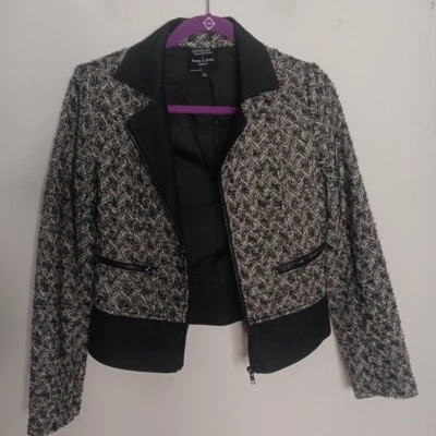 Gossip Girl by Romeo and Juliet Couture Women's Tweed Jacket Size Small - Image 1 of 4