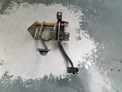 2005 吉普牧马人 TJ Rubicon 4x4 制动器/离合器踏板组件 #9706 K1 — 第 1/4 张图片