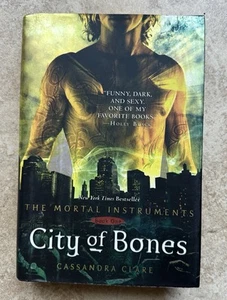 City of Bones by Cassandra Clare (2007, Hardcover) First edition/1st Printing - Bild 1 von 13