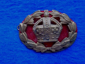 KC,BRITISH ARMY QMS, QUARTERMASTER SERGEANT RANK CROWN BADGE + PLATE CLOTH & PIN - Picture 1 of 2