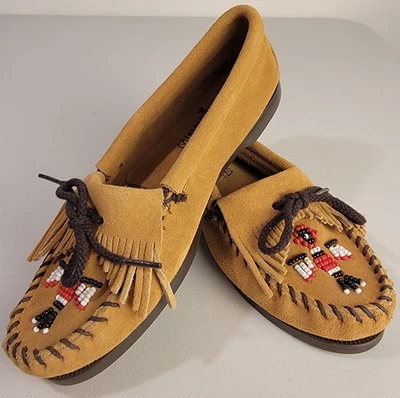 Mocasines Minnetonka clásicos de gamuza tostada suela dura Thunderbird con cuentas para mujer 6,5 Foto 1 de 4
