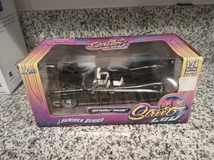 Jada Street Low - 1959 Cadillac El Dorado 1:24 schwarz Cabrio Neu in OVP - Bild 1 von 5