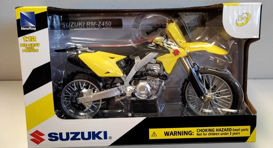 NEW RAY 1:12 DIE CAST MOTO  SUZUKI RM-Z450  GIALLO     ART 57703 - Immagine 1 di 1