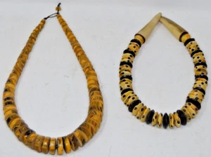 Lote de 2 Collar Mujer Cuentas Madera Marrón Blanco NUEVO - Imagen 1 de 4