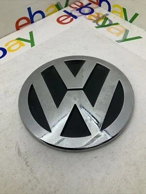 06 07 08 09 10 11 Volkswagen Routan — эмблема задней двери подъемной двери - Изображение 1 из 3