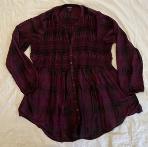 Torrid lila schwarz kariert Viskose Twill gesmokte Knopfleiste Tunika Top Größe 1X - Bild 1 von 7