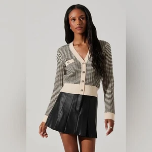 Cárdigan a Rayas ASTR Ellory Mezcla de Lana Negro Crema Nuevo con Etiquetas Mujeres Suéter Talla Única - Imagen 1 de 10