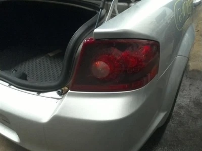 Luz trasera derecha pasajero para 11-14 AVENGER 10194424 Foto 1 de 4