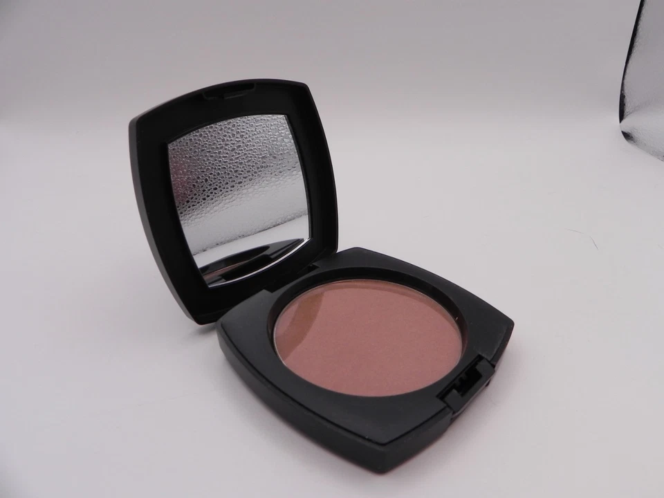 New Arbonne Glow On Bronzer 0.33 oz / 9.3 g (View Macro Photo!) - Image 1 of 4
