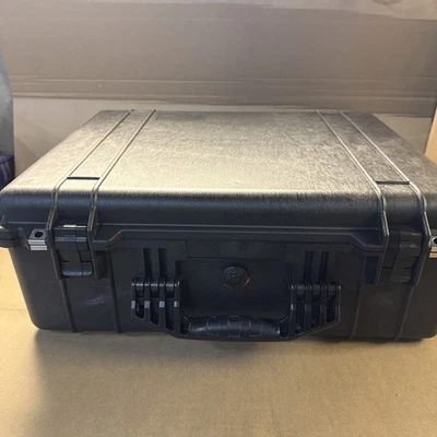 Pelican 1600NF Case without Foam (Black) - Image 1 of 4