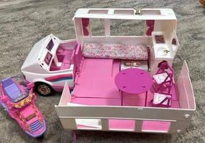Vintage Barbie Golden Dream Motor Home Camper RV '92 w/detachable Truck &Scooter - Picture 1 of 11